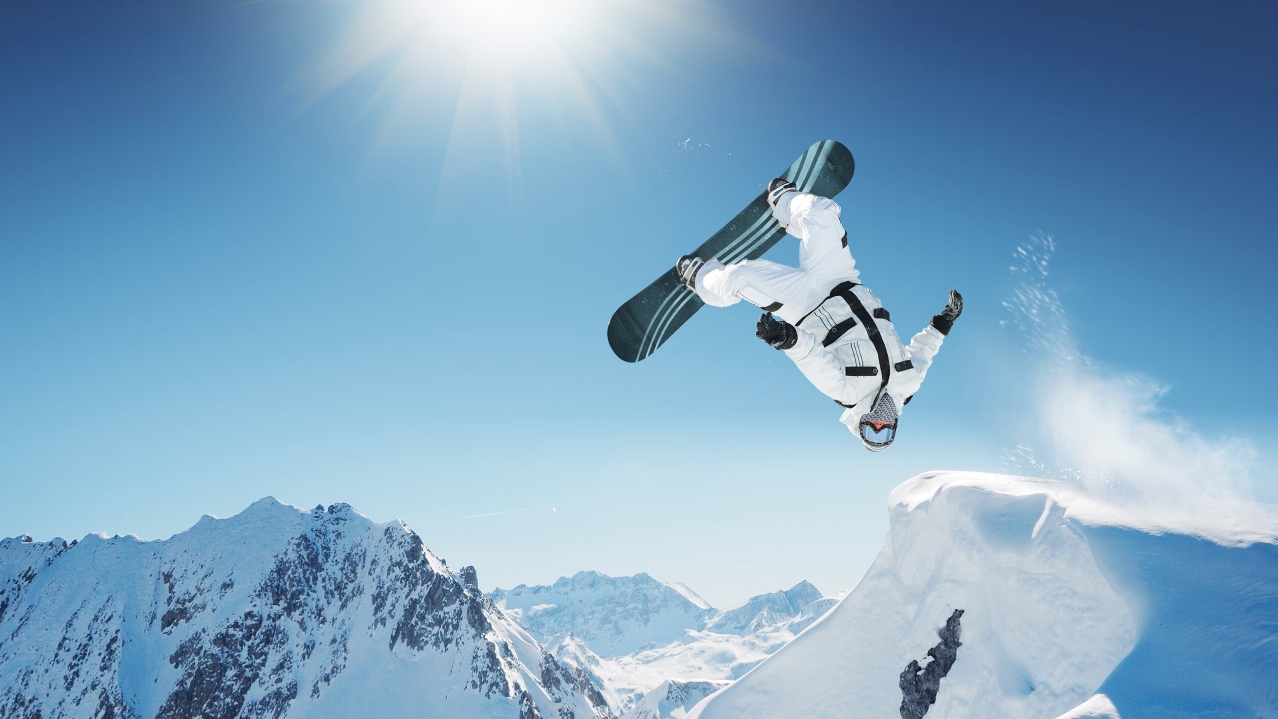 硬仗之王马丁内利领衔，加拿大冰球队横扫苏格兰展现王者风范