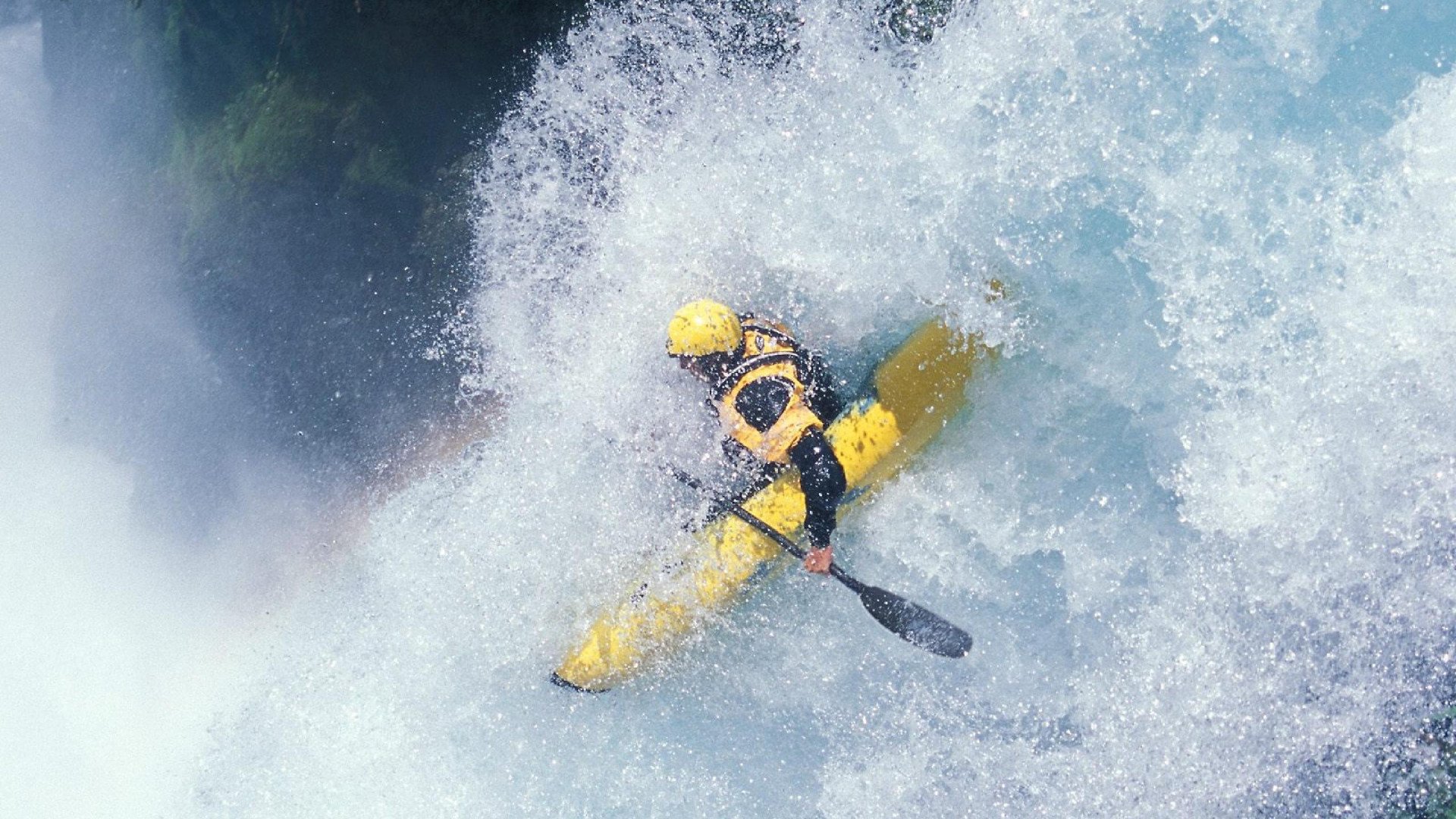 詹姆斯末节狂飙，黄蜂鏖战力克深圳，诠释硬仗唯一性